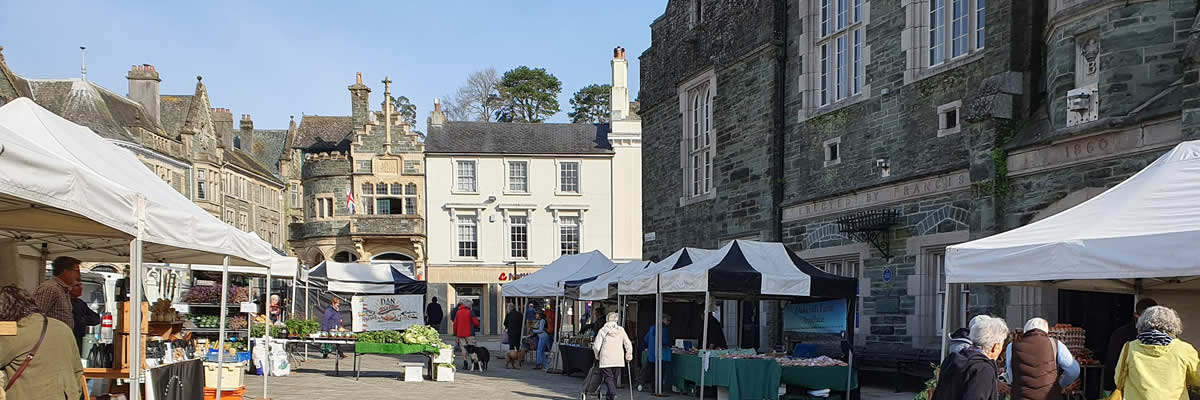 A busy Saturday at Tavistock Farmers Market